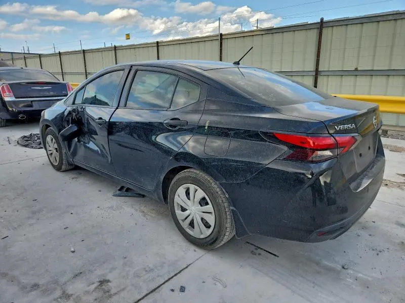 2020 NISSAN VERSA S  