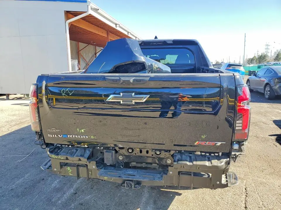 2024 CHEVROLET SILVERADO RST  