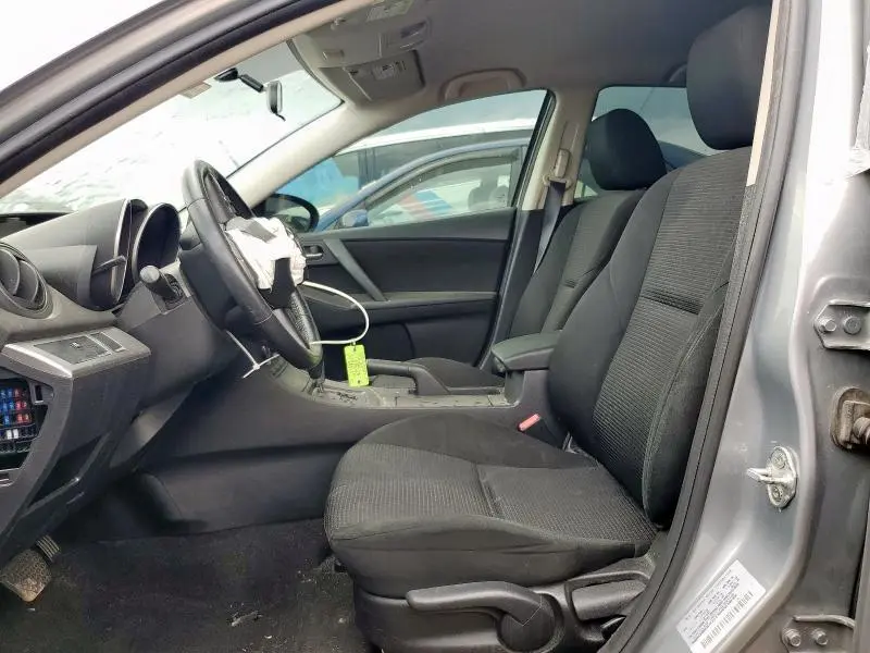 2013 MAZDA 3 I  