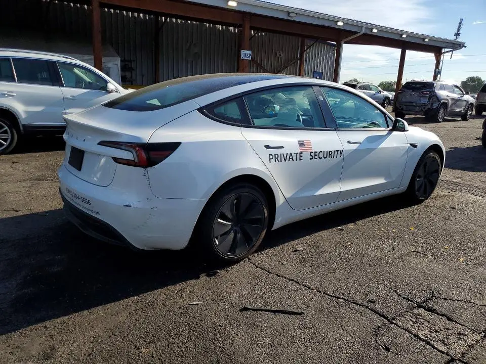 2026 TESLA MODEL 3   