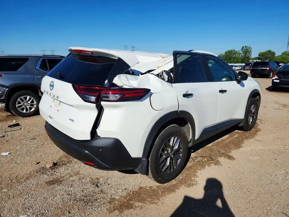 2021 NISSAN ROGUE S  
