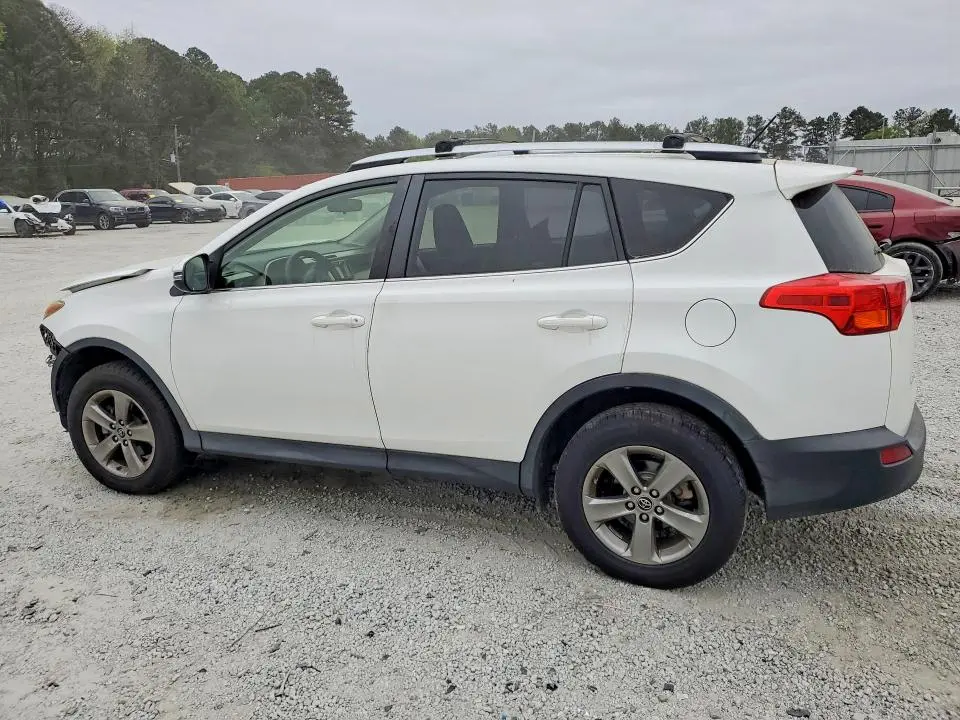 2015 TOYOTA RAV4 XLE  