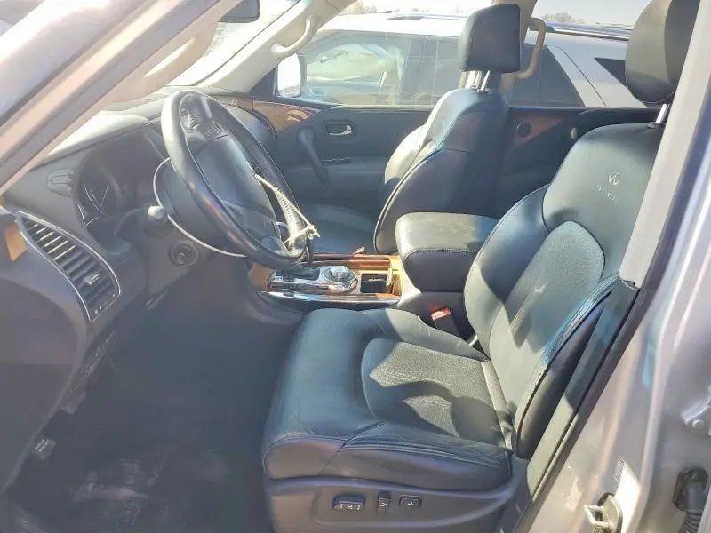2011 INFINITI QX56 BASE  