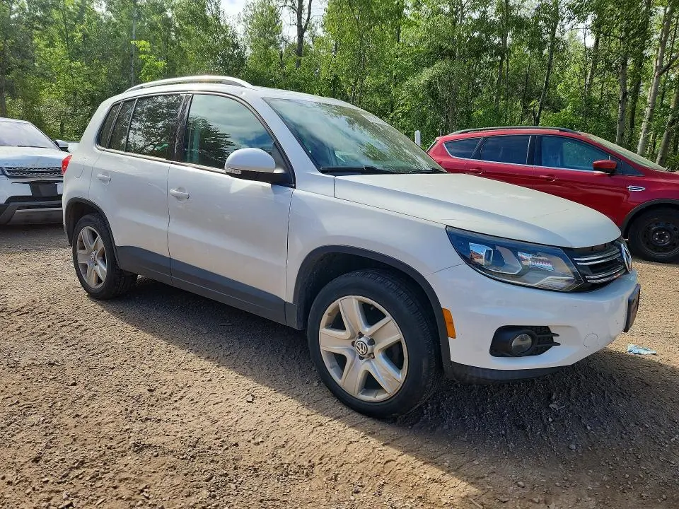 2012 VOLKSWAGEN TIGUAN S  