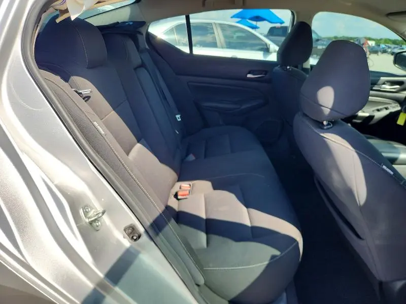 2020 NISSAN ALTIMA S  