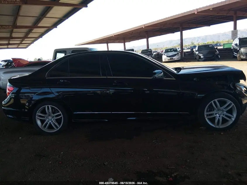 2013 MERCEDES-BENZ C 250 SPORT