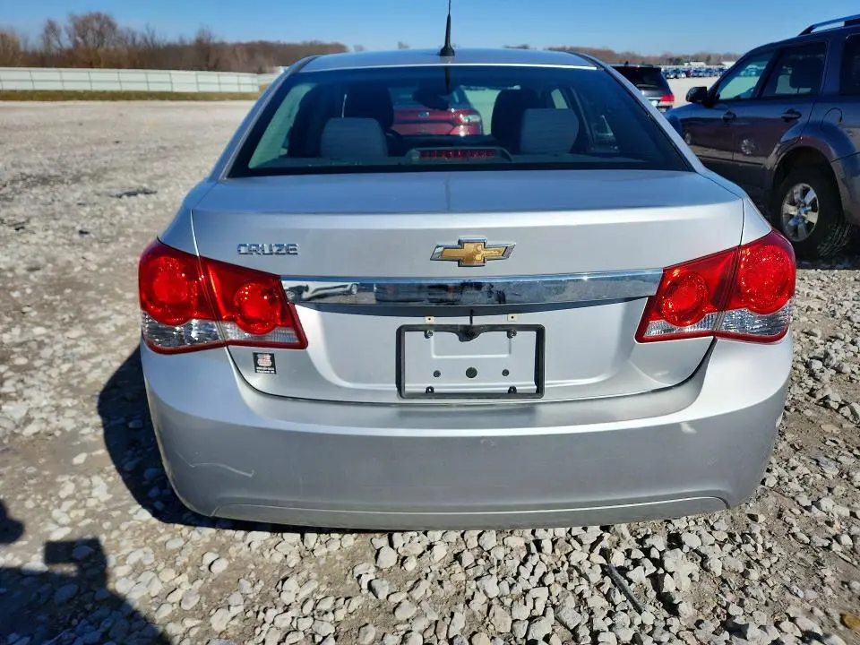 2014 CHEVROLET CRUZE LS  