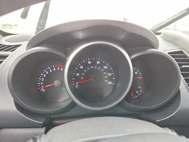 2013 KIA SOUL +  