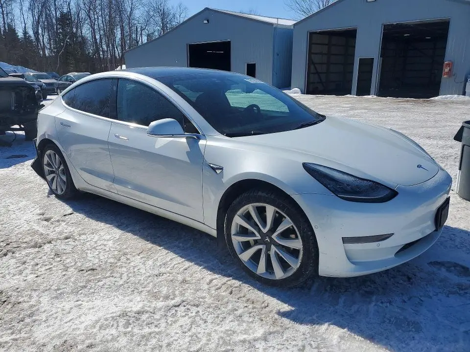 2020 TESLA MODEL 3   