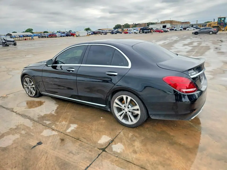 2016 MERCEDES-BENZ C 300  