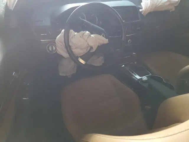 2010 MERCEDES-BENZ E 550  