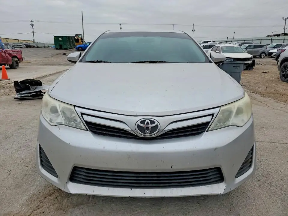 2012 TOYOTA CAMRY LE  