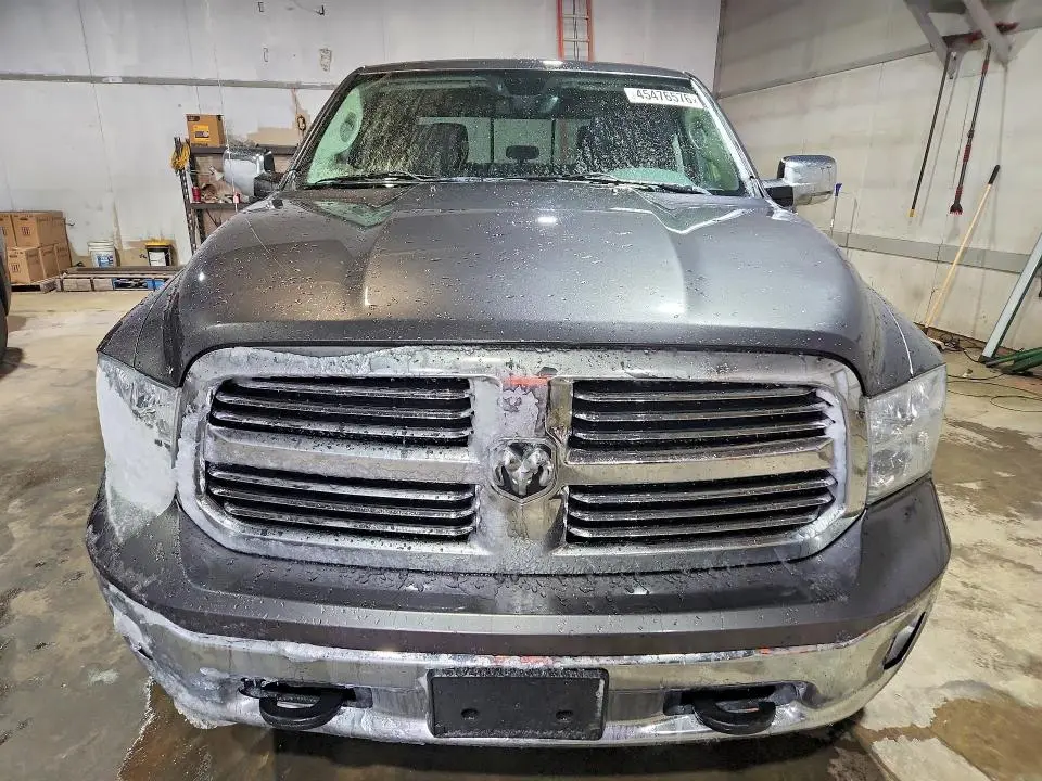 2014 RAM 1500 SLT  