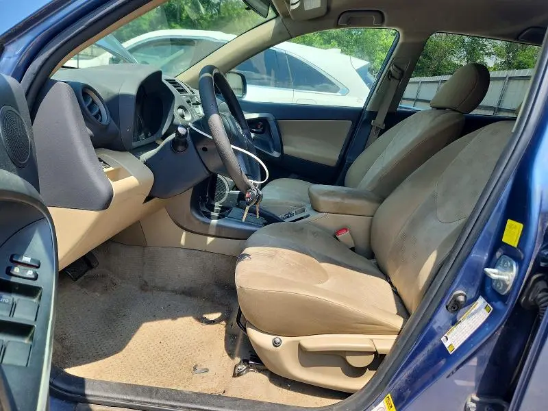 2010 TOYOTA RAV4 BASE  