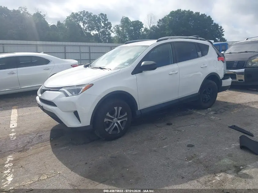 2018 TOYOTA RAV4 LE