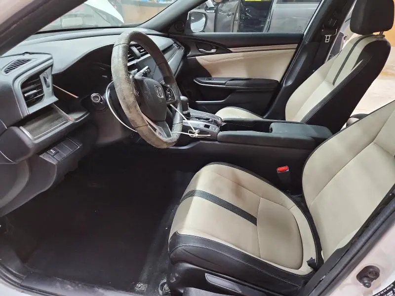 2017 HONDA CIVIC EX  