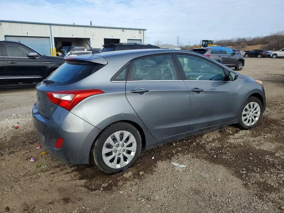 2016 HYUNDAI ELANTRA GT BASE  