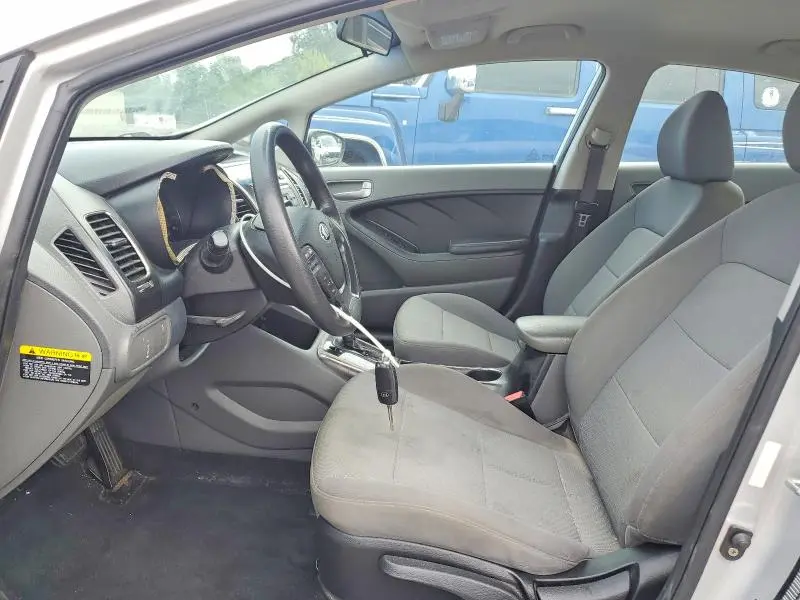 2018 KIA FORTE LX  