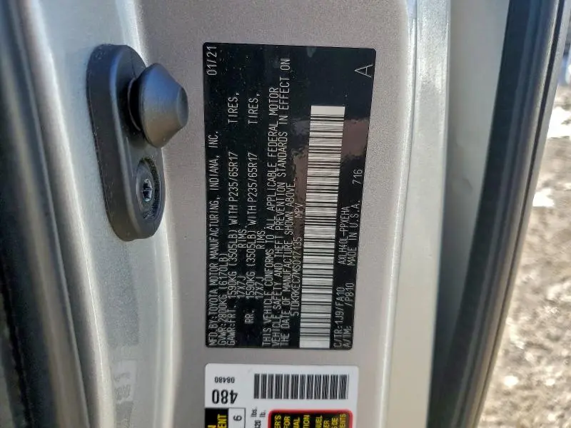 2021 TOYOTA SIENNA LE  