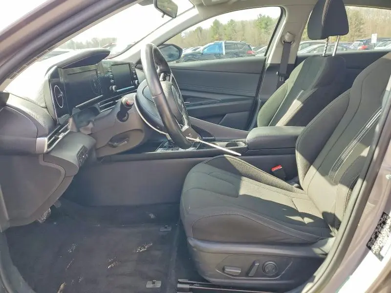 2021 HYUNDAI ELANTRA SEL  