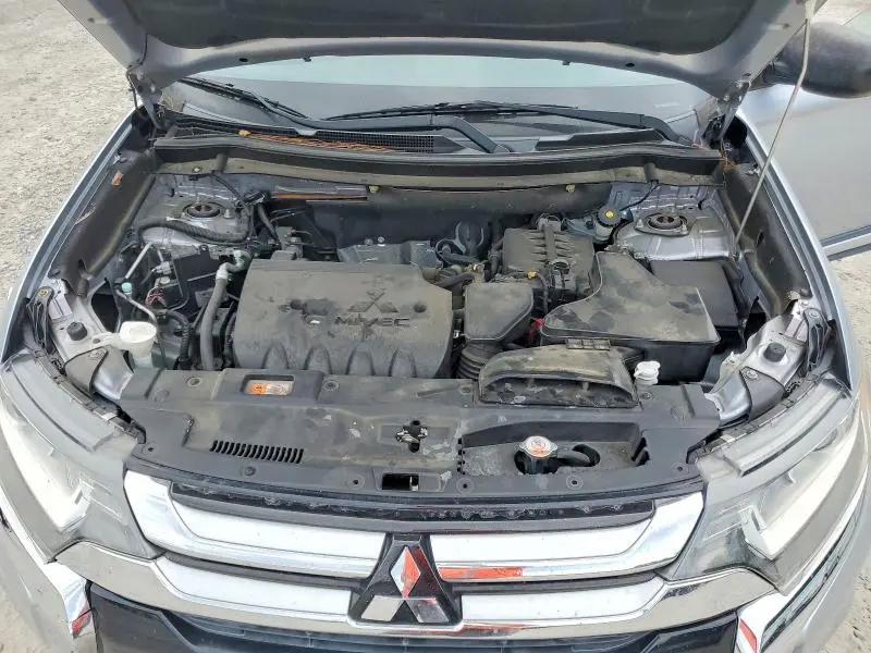 2017 MITSUBISHI OUTLANDER ES  