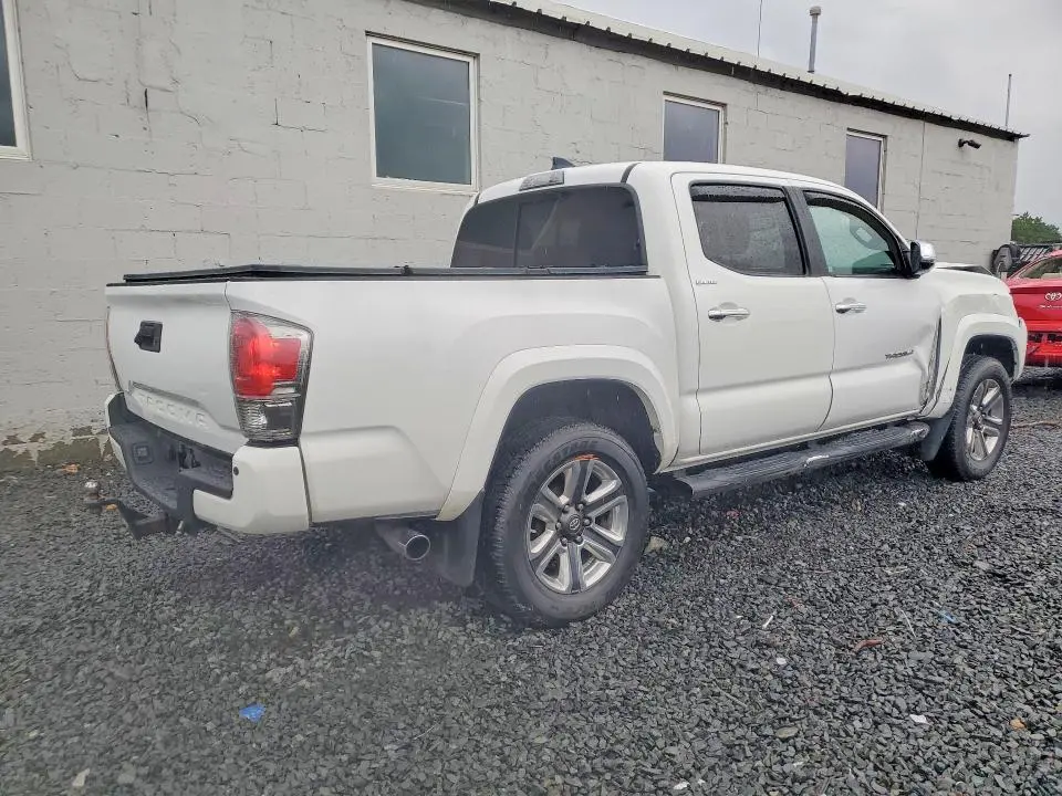 2017 TOYOTA TACOMA LIMITED  