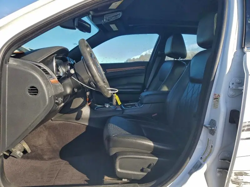 2017 CHRYSLER 300C PLATINUM  