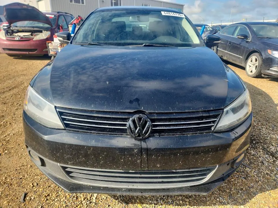 2013 VOLKSWAGEN JETTA   