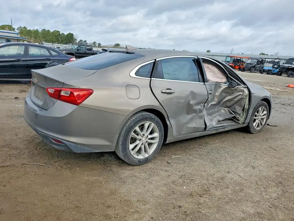 2017 CHEVROLET MALIBU LT  