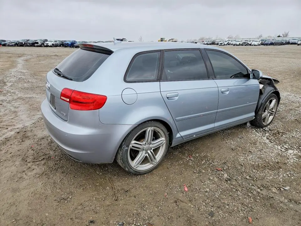 2011 AUDI A3 PREMIUM  