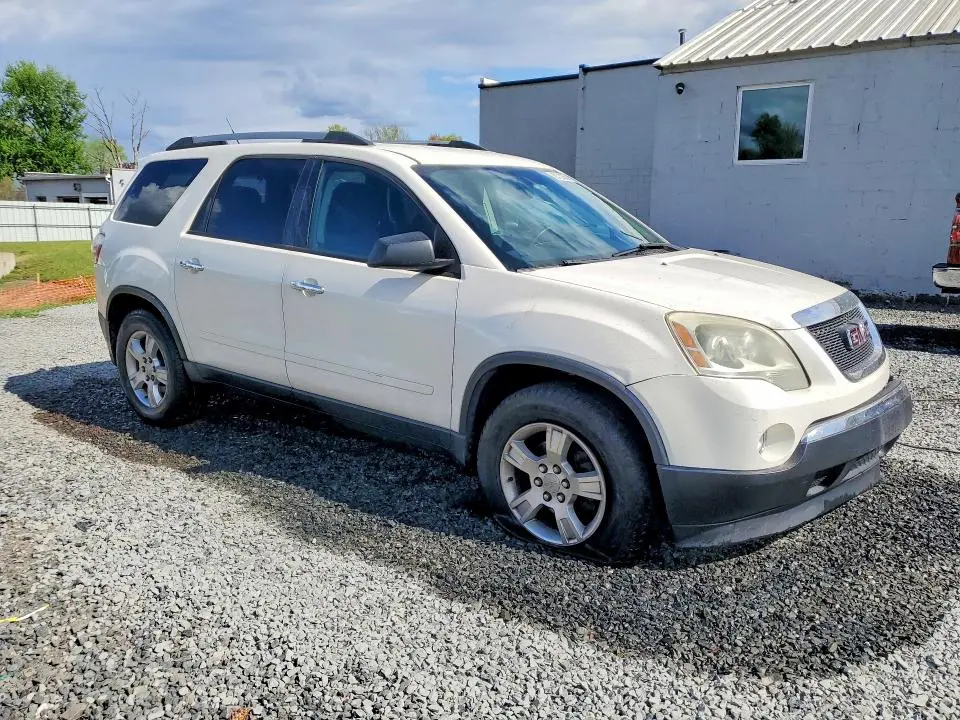 2011 GMC ACADIA SLE  