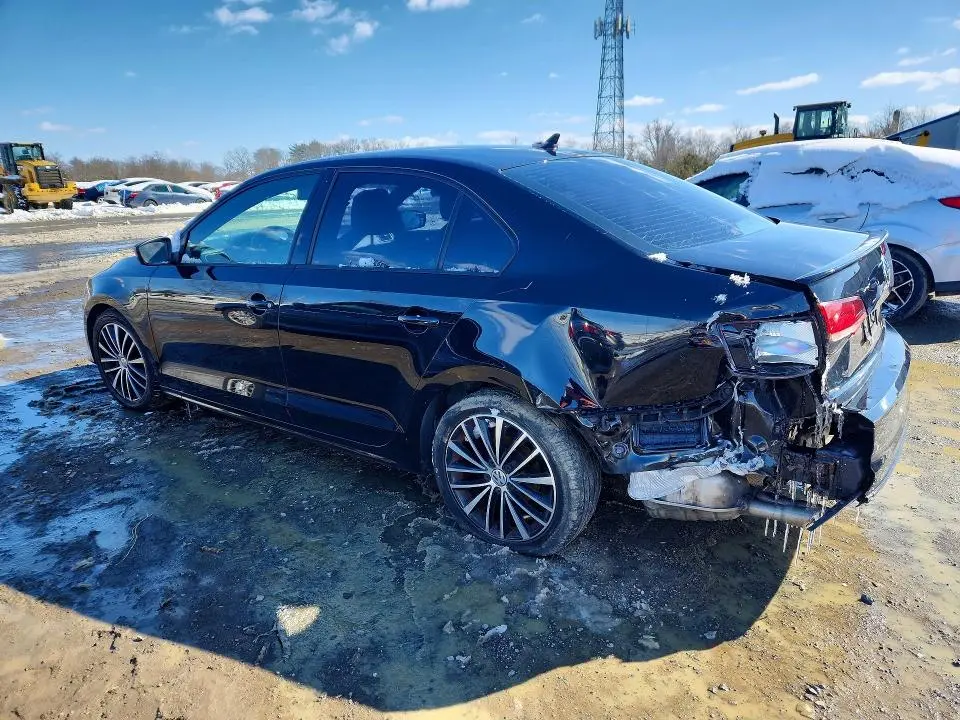 2016 VOLKSWAGEN JETTA SPORT  