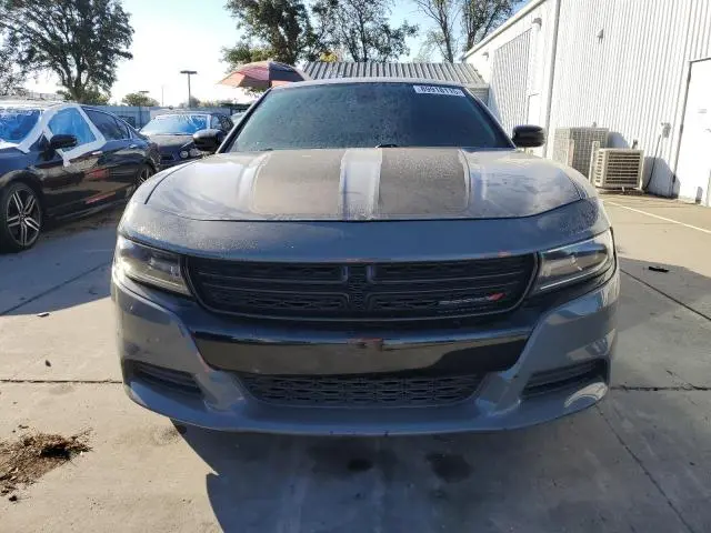 2017 DODGE CHARGER SE  