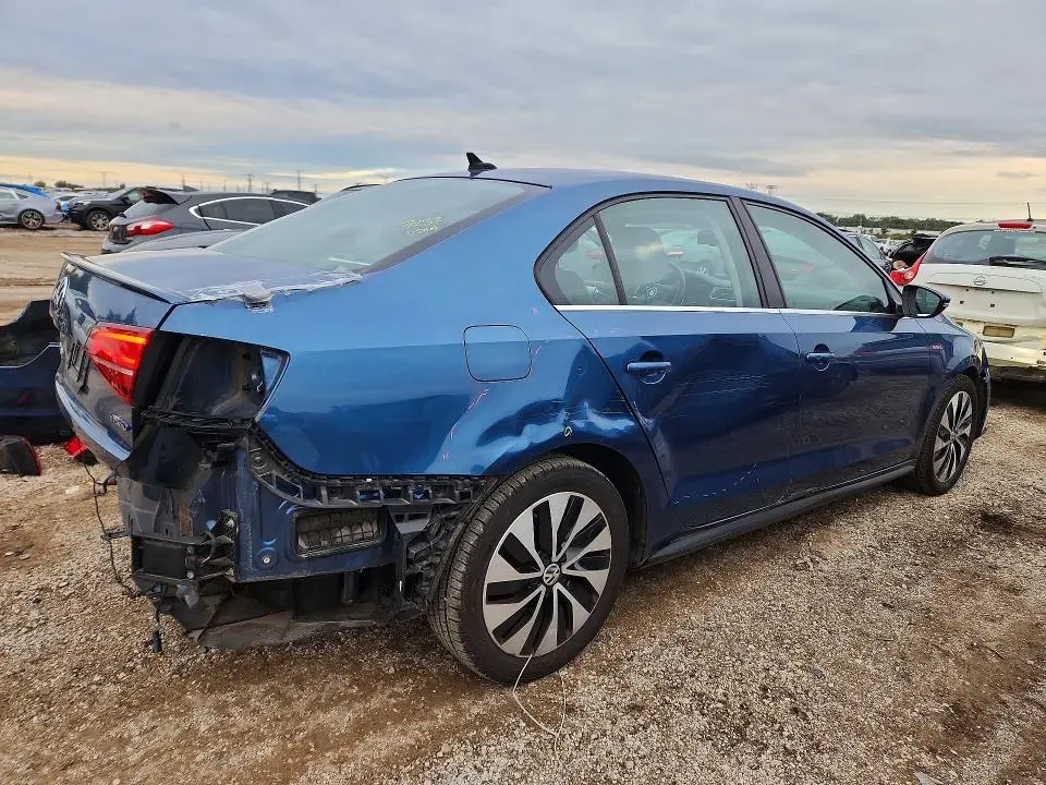 2016 VOLKSWAGEN JETTA HYBRID  