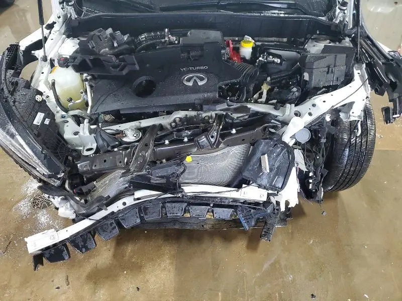 2024 INFINITI QX50 LUXE  