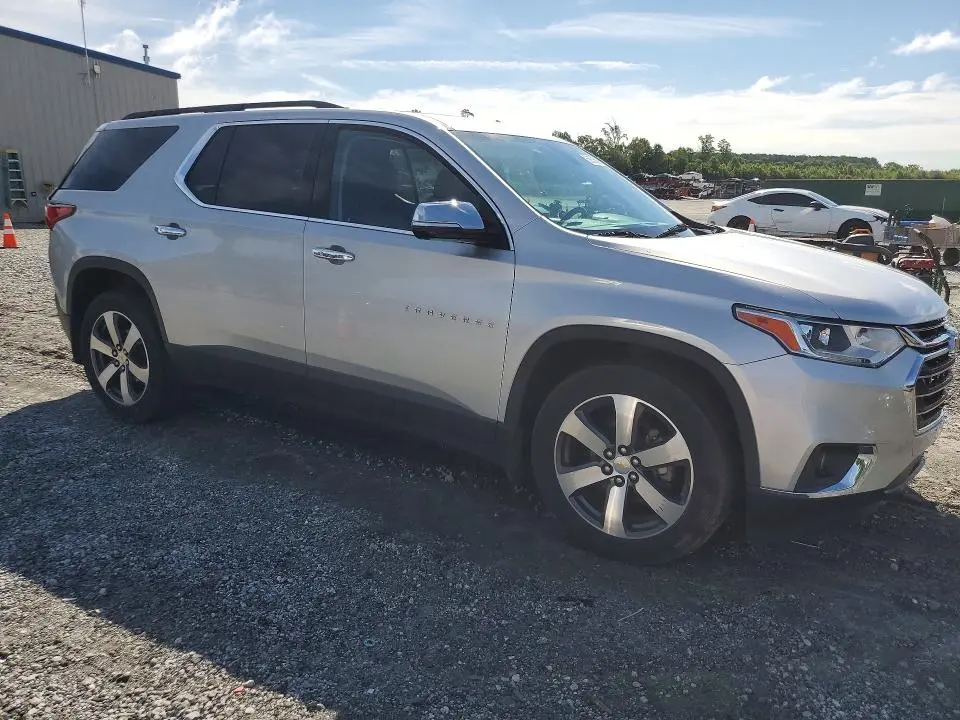 2020 CHEVROLET TRAVERSE LT  