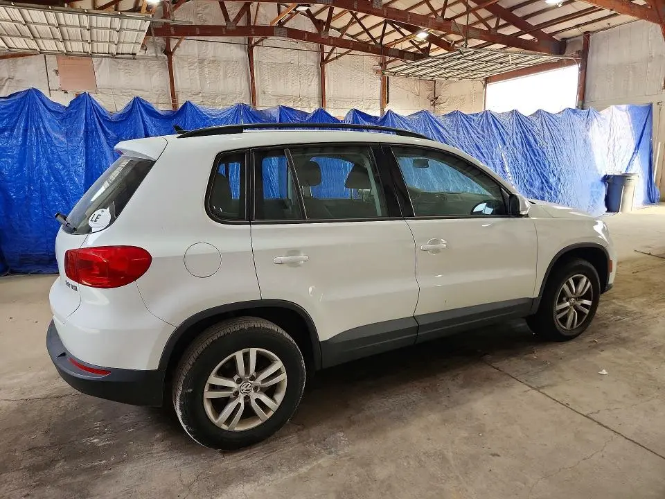 2015 VOLKSWAGEN TIGUAN S  
