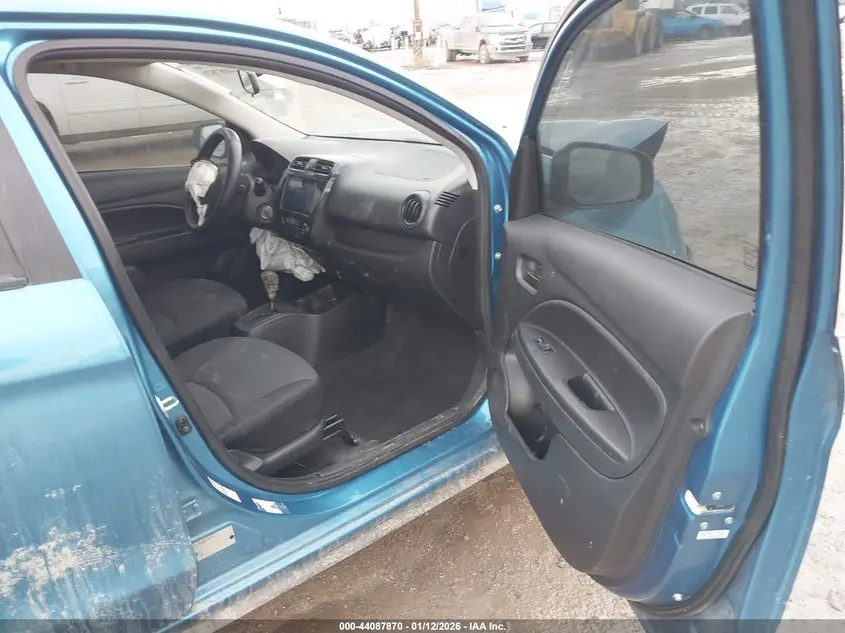 2015 MITSUBISHI MIRAGE DE