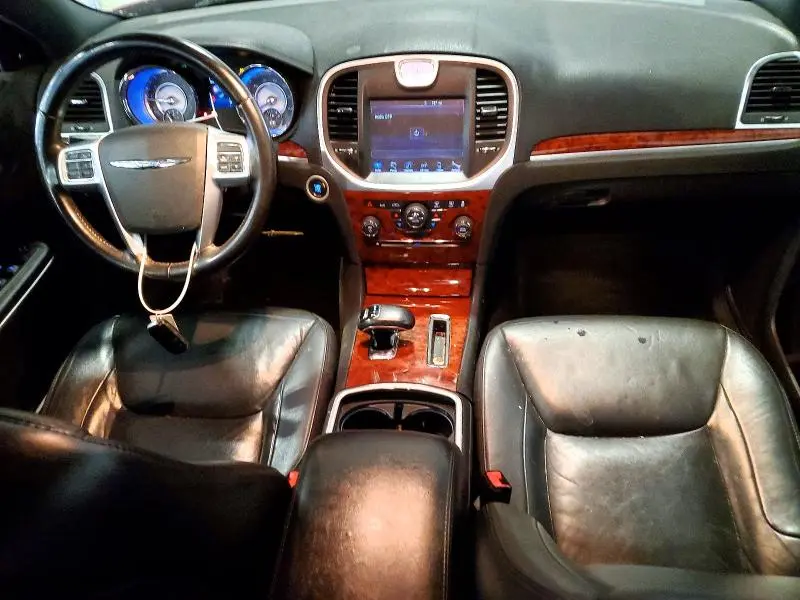 2012 CHRYSLER 300 LIMITED  