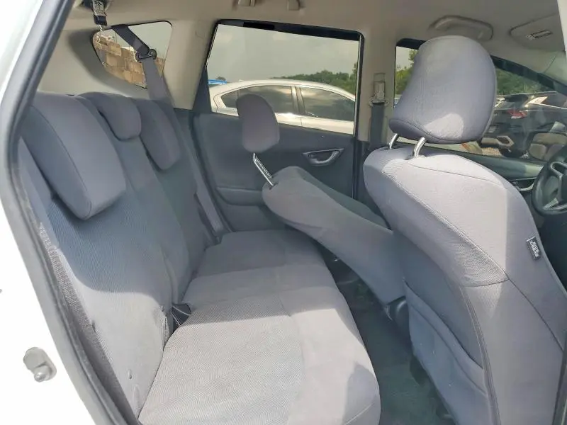 2012 HONDA FIT   