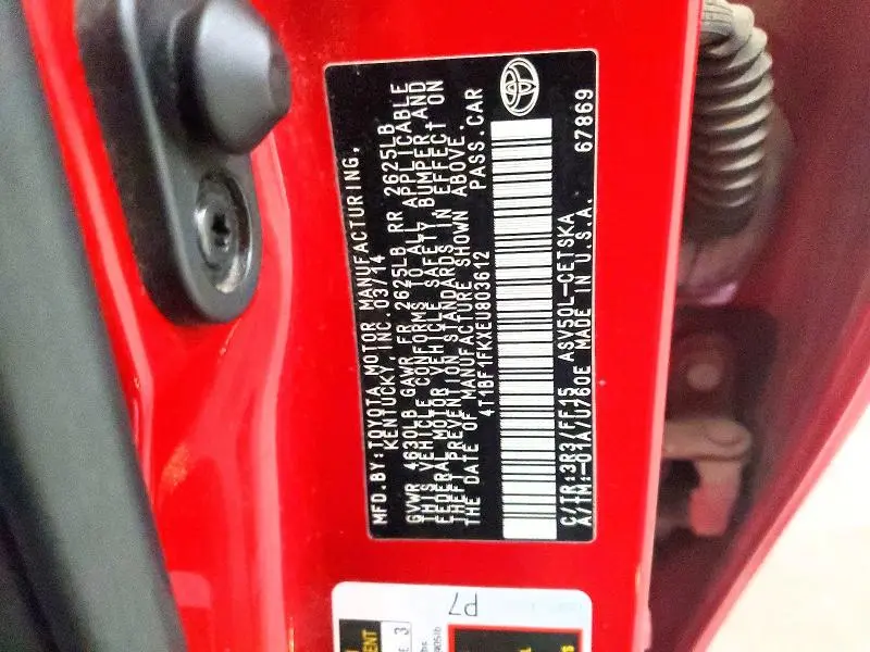 2014 TOYOTA CAMRY SE  