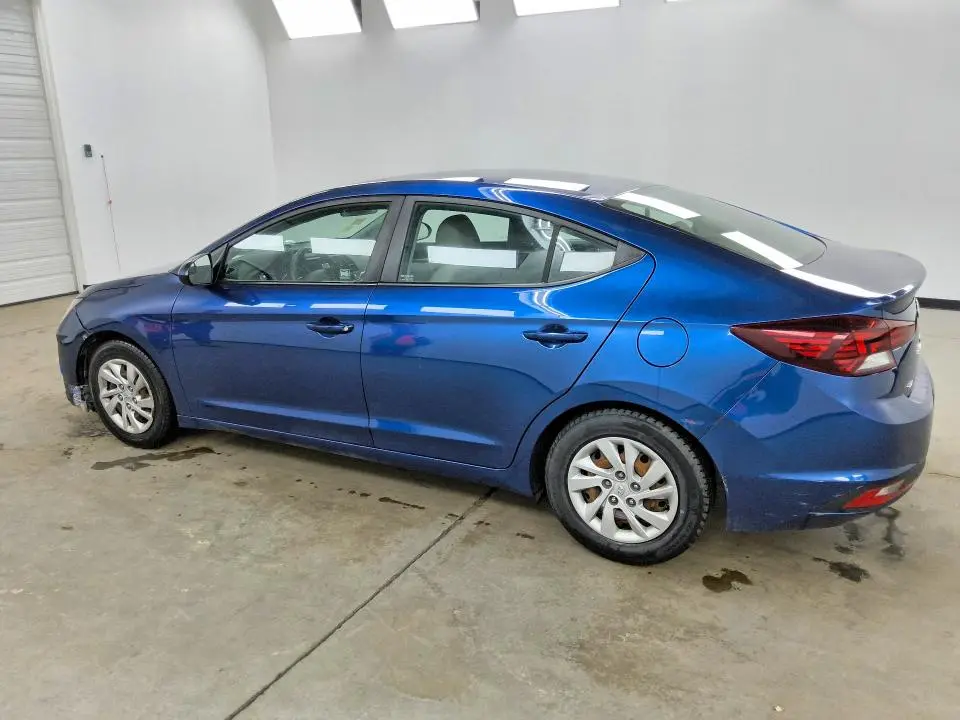 2019 HYUNDAI ELANTRA SE  