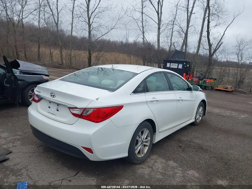 2014 HYUNDAI SONATA GLS