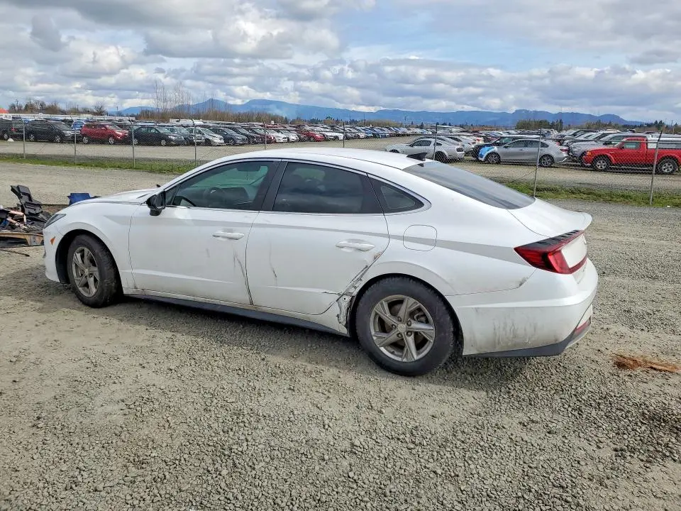 2021 HYUNDAI SONATA SE  