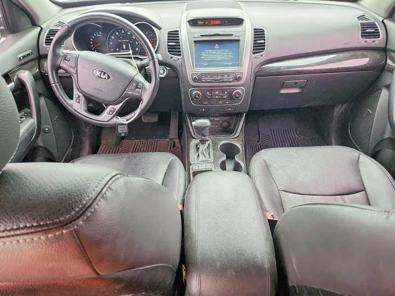 2014 KIA SORENTO   