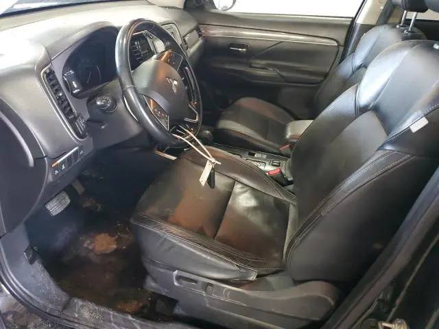 2020 MITSUBISHI OUTLANDER SE  