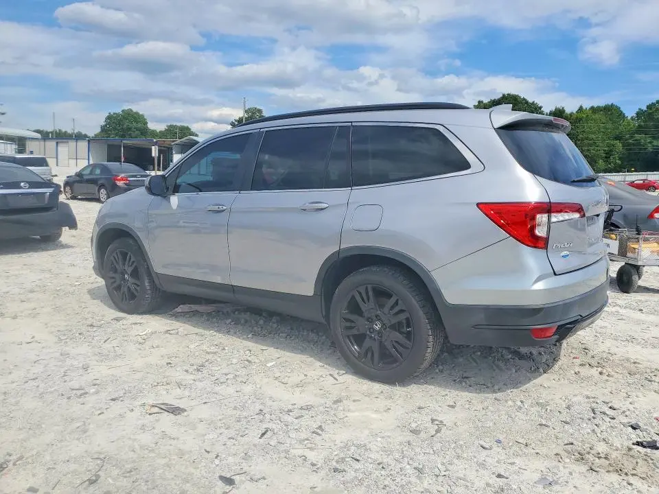 2022 HONDA PILOT SE  