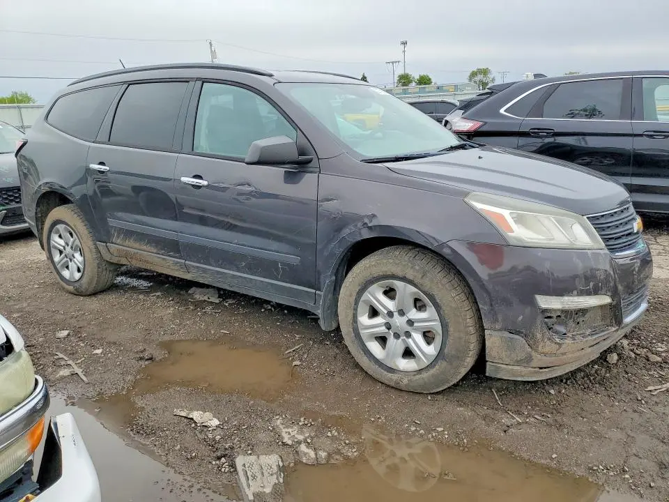 2016 CHEVROLET TRAVERSE LS  