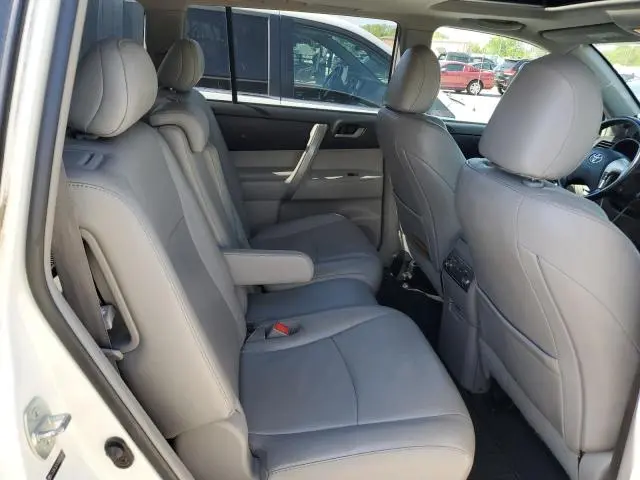 2011 TOYOTA HIGHLANDER BASE  
