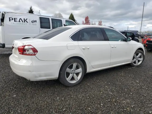 2013 VOLKSWAGEN PASSAT SE  